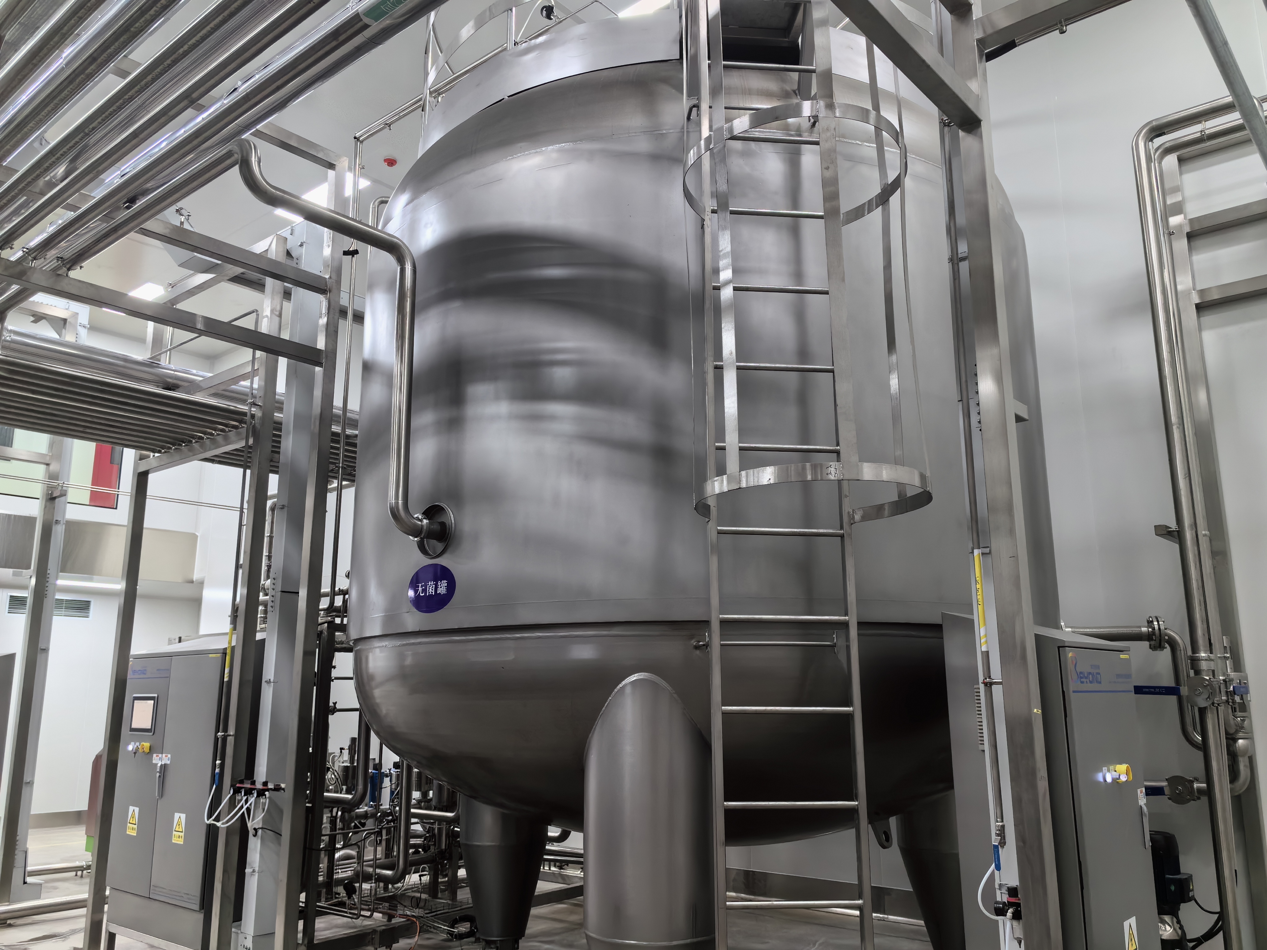 1709511844498600.jpg 无菌罐.jpg