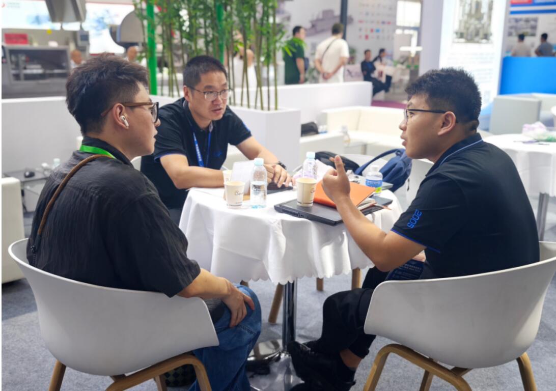 1724286012242637.jpg 宠物82.jpg